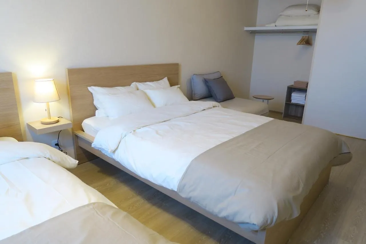 Neko Neko Apartment Osaka