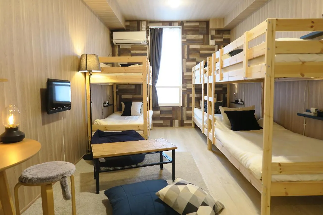 Neko Neko Apartment Osaka