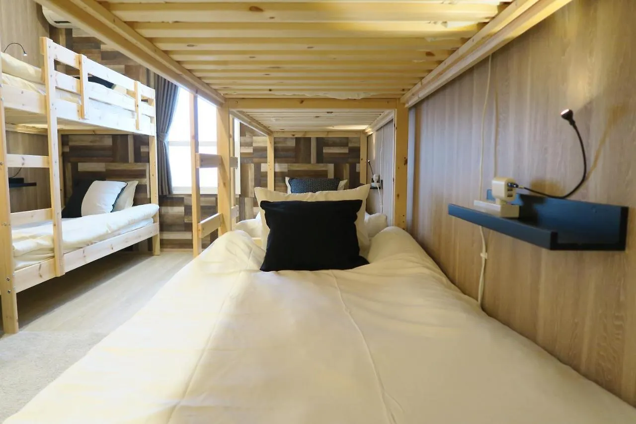 Neko Neko Apartment Osaka